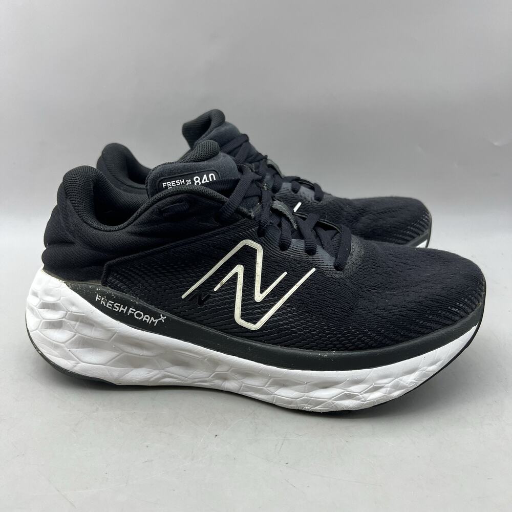 New Balance Fresh Foam 840 v1 Running Shoes Women's 7 B Black Comfort Sneakers